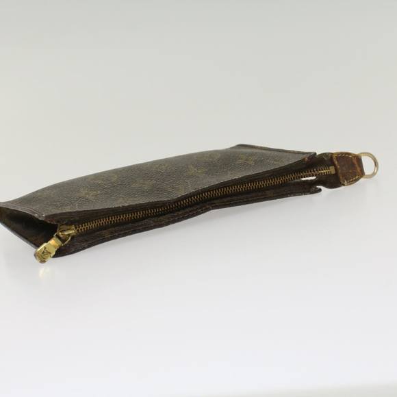 LOUIS VUITTON Monogram Bucket GM Pouch Accessory Pouch LV Auth 48560 - Picture 7 of 16